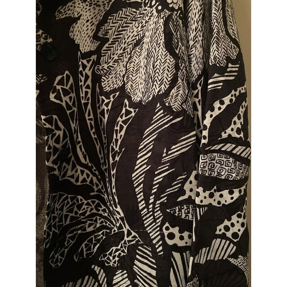 Chico's Shirt Women's 1 Black White Floral Print Rayon Long Sleeve Button-Up